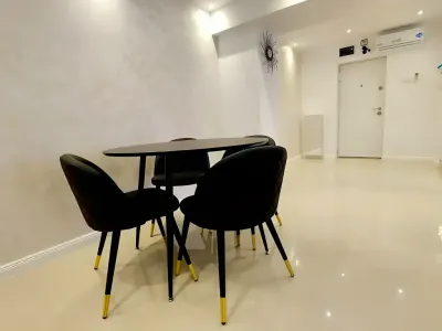 apartament vanzare cumparare Sector 5 București dining masa rotunda